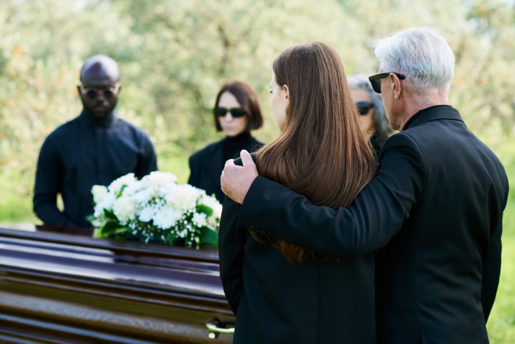 Como funciona o funeral: etapas, custos e decisões